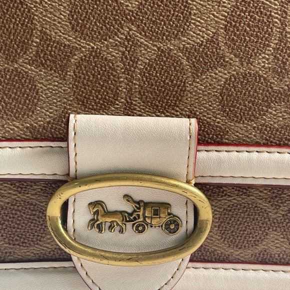 COACH Riley 18 en toile exclusive F73934 white good condition - Picture 2 of 13